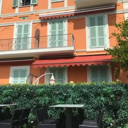 T2 45m Front De Climatisation Jacuzzi * Menton