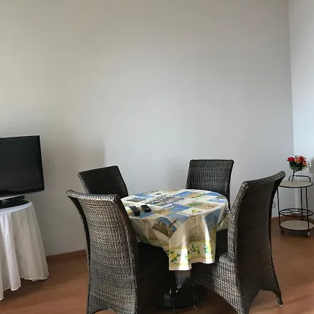 Apartment T2 45m Front De Climatisation Jacuzzi Menton
